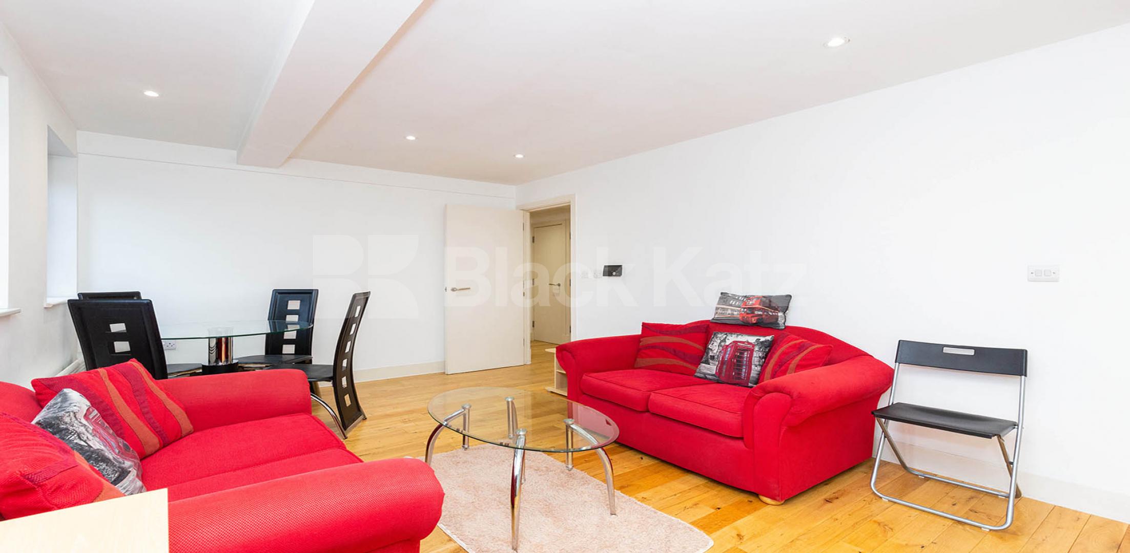 Fantastic modern 2 bed 2 bath flat within a private development  York Way, Camden / Caledonian Road 